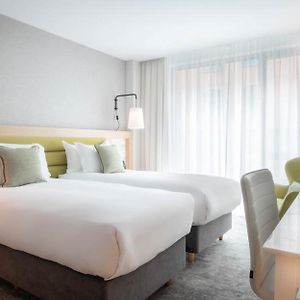 Signature Twin Room